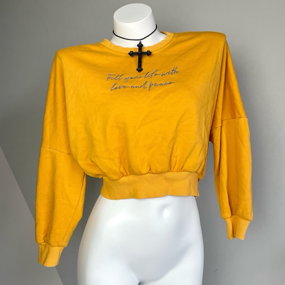 Vintage Yellow Baggy Cropped Sweatshirt